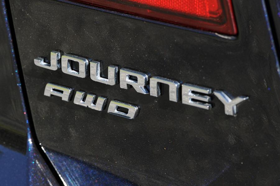  Dodge Journey 2011 года  (фото 61 из 69)